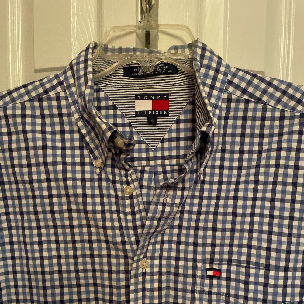 Men’s Tommy Hilfiger short sleeve button down large